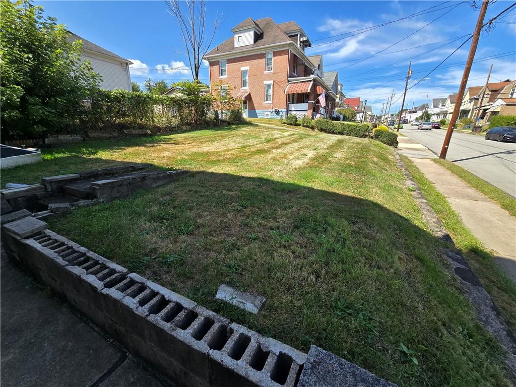 135 Kenric Avenue, Unit A Donora, PA 15033 - Photo 30 of 37