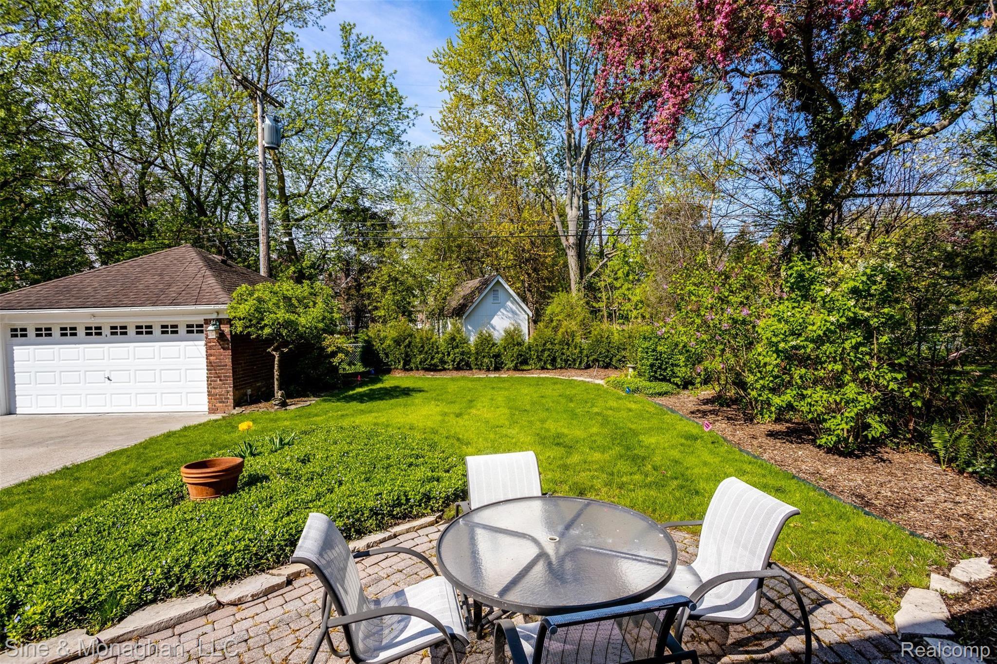 1009 Audubon Road Grosse Pointe, MI 48230 - Photo 47 of 69 1009 Audubon May S009.jpg