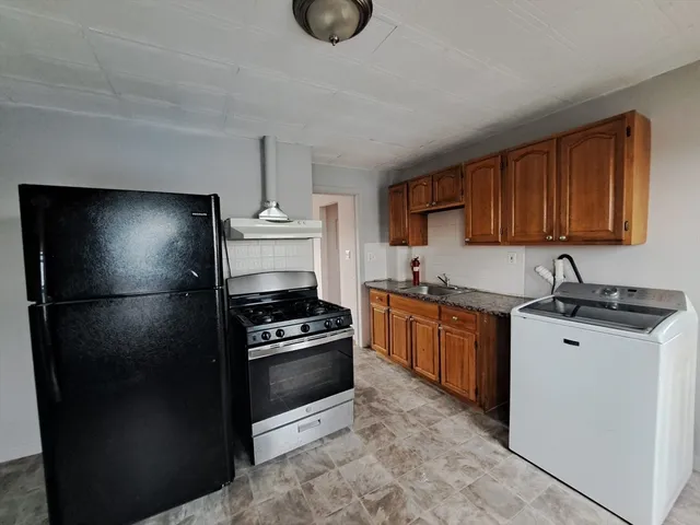 $2,600 | 50 Clark Street, Unit 3, Everett, MA 02149