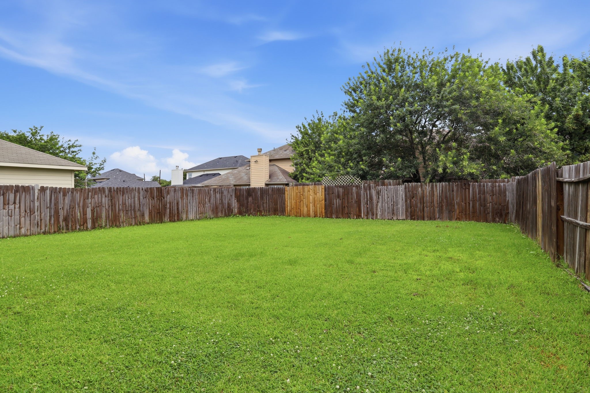2325 Shady Tree Lane Conroe, TX 77301 - Photo 40 of 46
