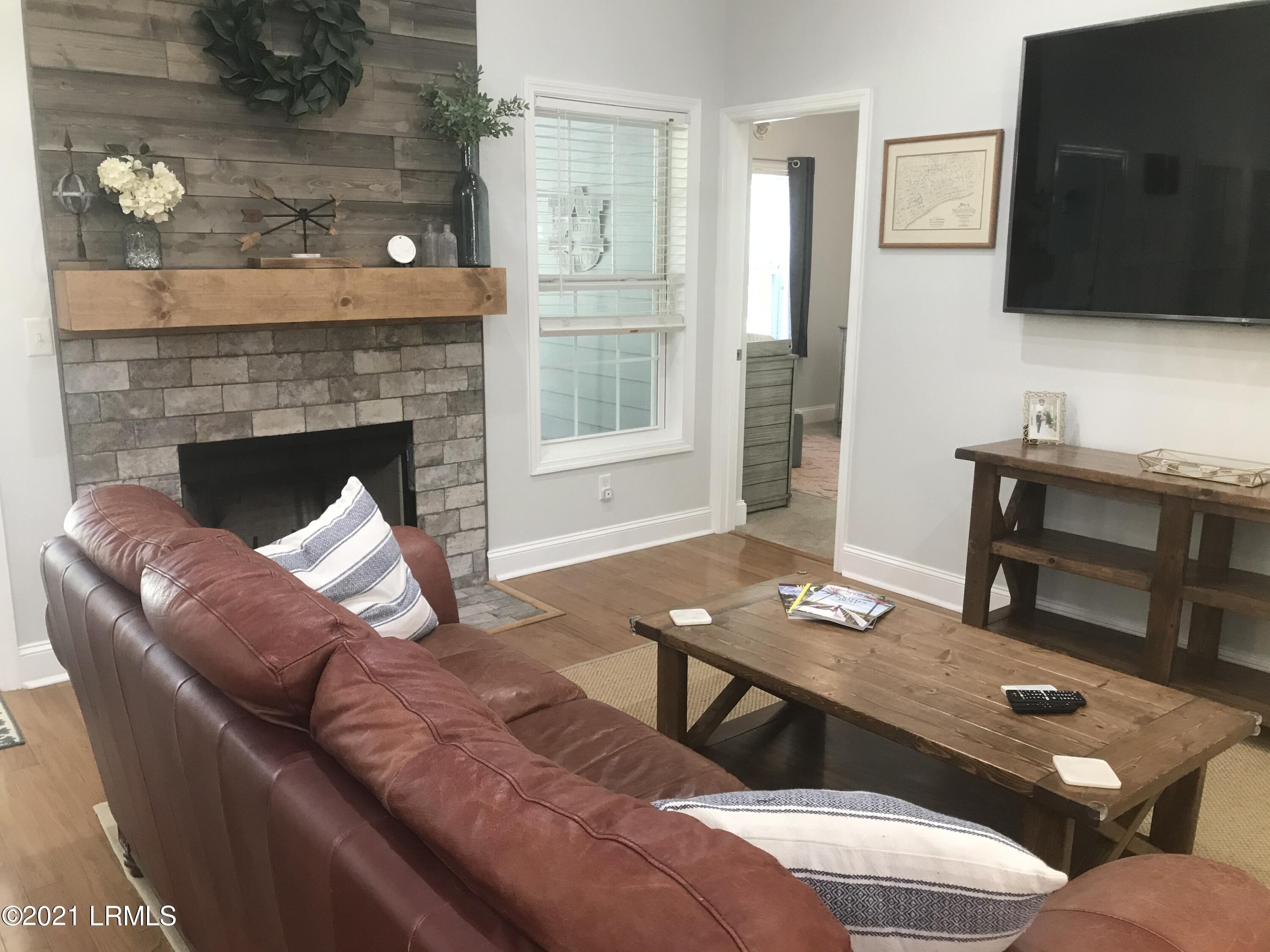 8 Sheppard Road Beaufort, SC 29907 - Photo 9 of 25 IMG_4339