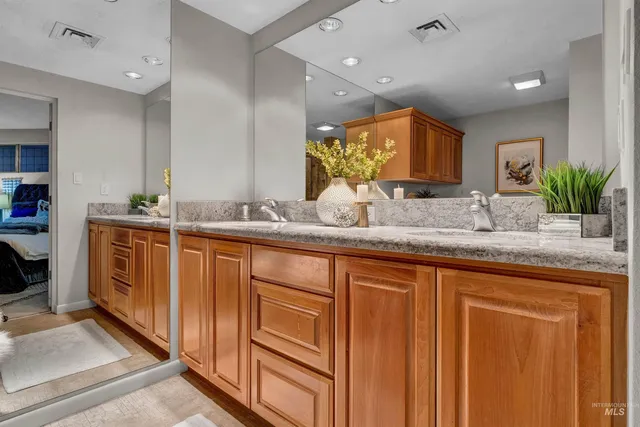 $1,000,000 | 3701 West Crescent Rim Drive, Unit 406 & 407, Boise, ID 83706