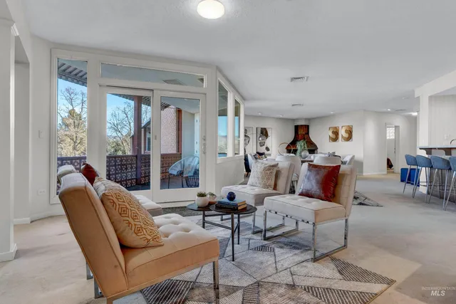 $1,000,000 | 3701 West Crescent Rim Drive, Unit 406 & 407, Boise, ID 83706