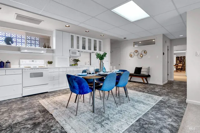 $1,000,000 | 3701 West Crescent Rim Drive, Unit 406 & 407, Boise, ID 83706