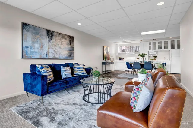 $1,000,000 | 3701 West Crescent Rim Drive, Unit 406 & 407, Boise, ID 83706