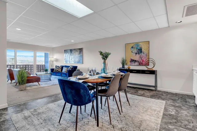 $1,000,000 | 3701 West Crescent Rim Drive, Unit 406 & 407, Boise, ID 83706