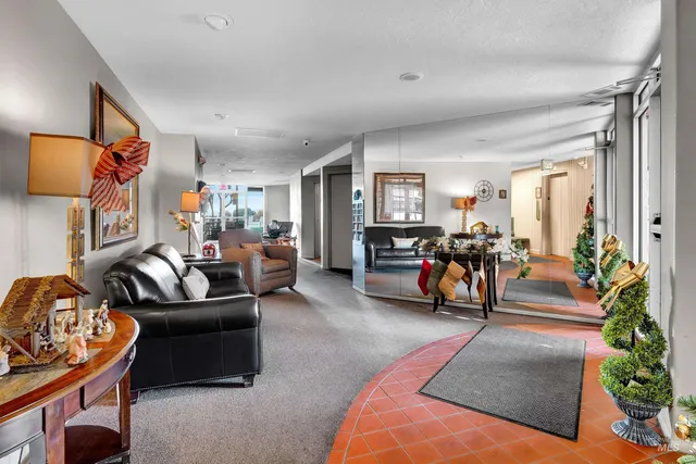 $1,000,000 | 3701 West Crescent Rim Drive, Unit 406 & 407, Boise, ID 83706