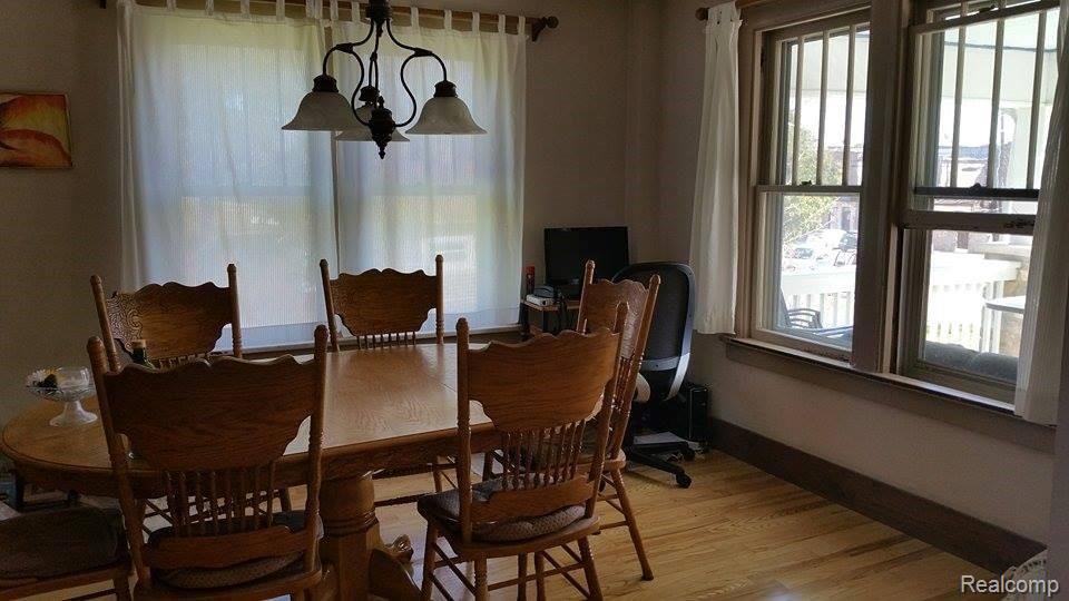4032 South Mill Road Dryden, MI 48428 - Photo 4 of 24
