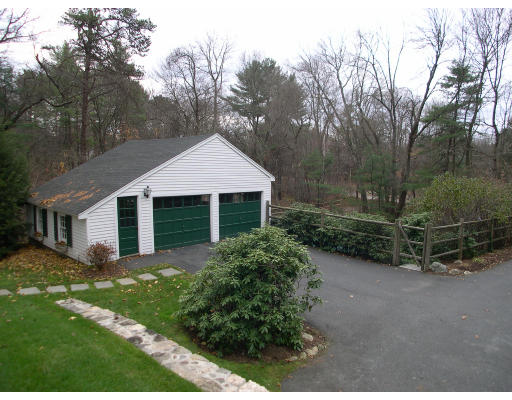 21 Partridge Hill Road Weston, MA 02493 - Photo 11 of 13