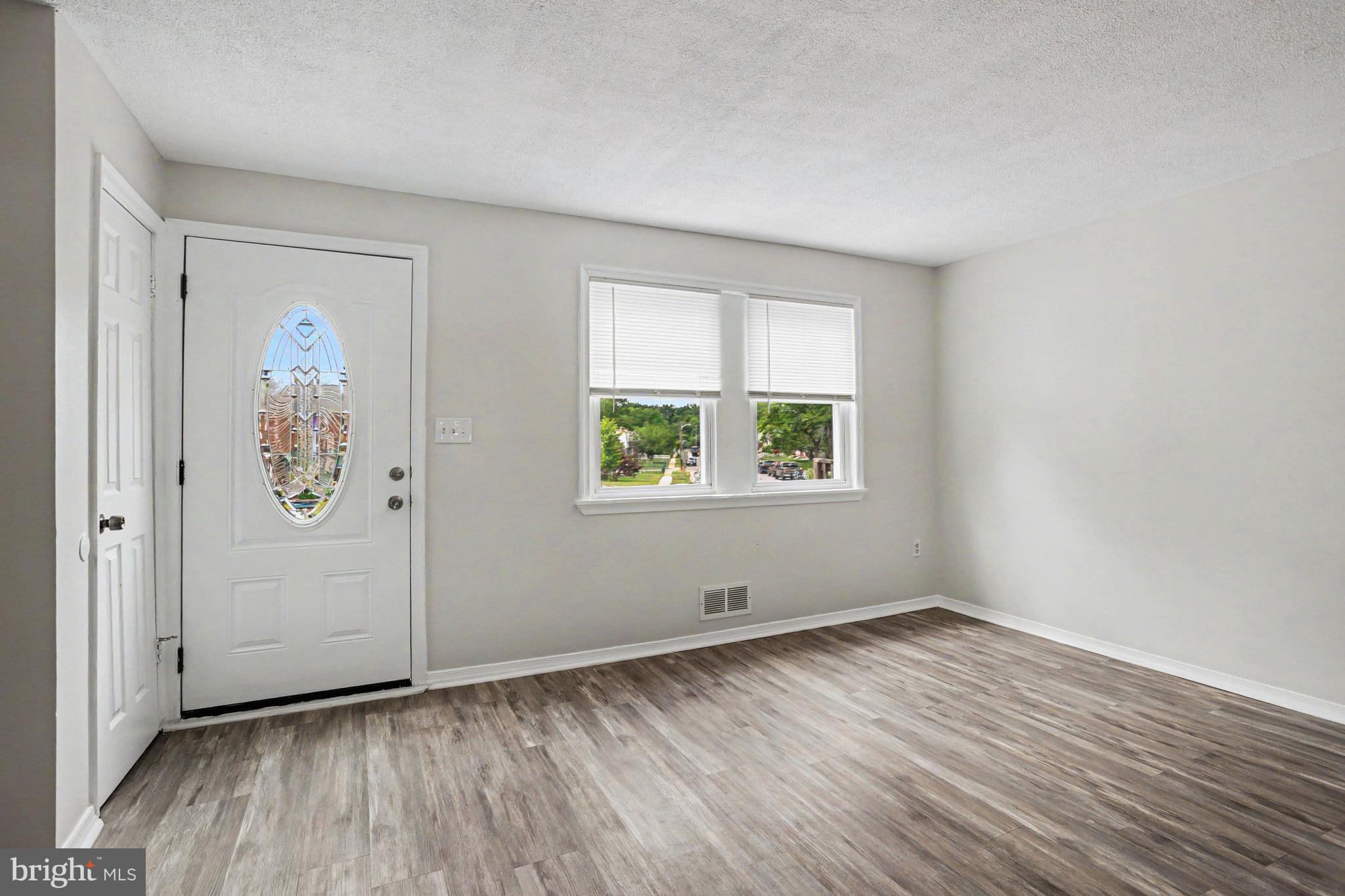 127 Bladen Road Baltimore, MD 21221 - Photo 3 of 31 Living Room - Plenty of natural sunlight