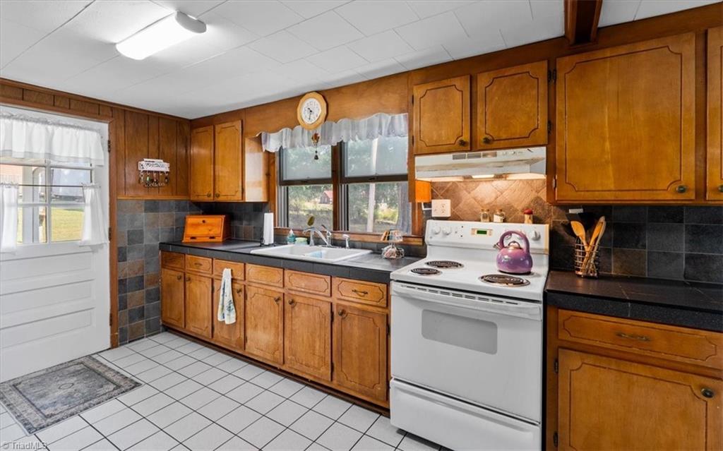 673 Janet Road Stoneville, NC 27048 - Photo 13 of 30 Gallery Image 13