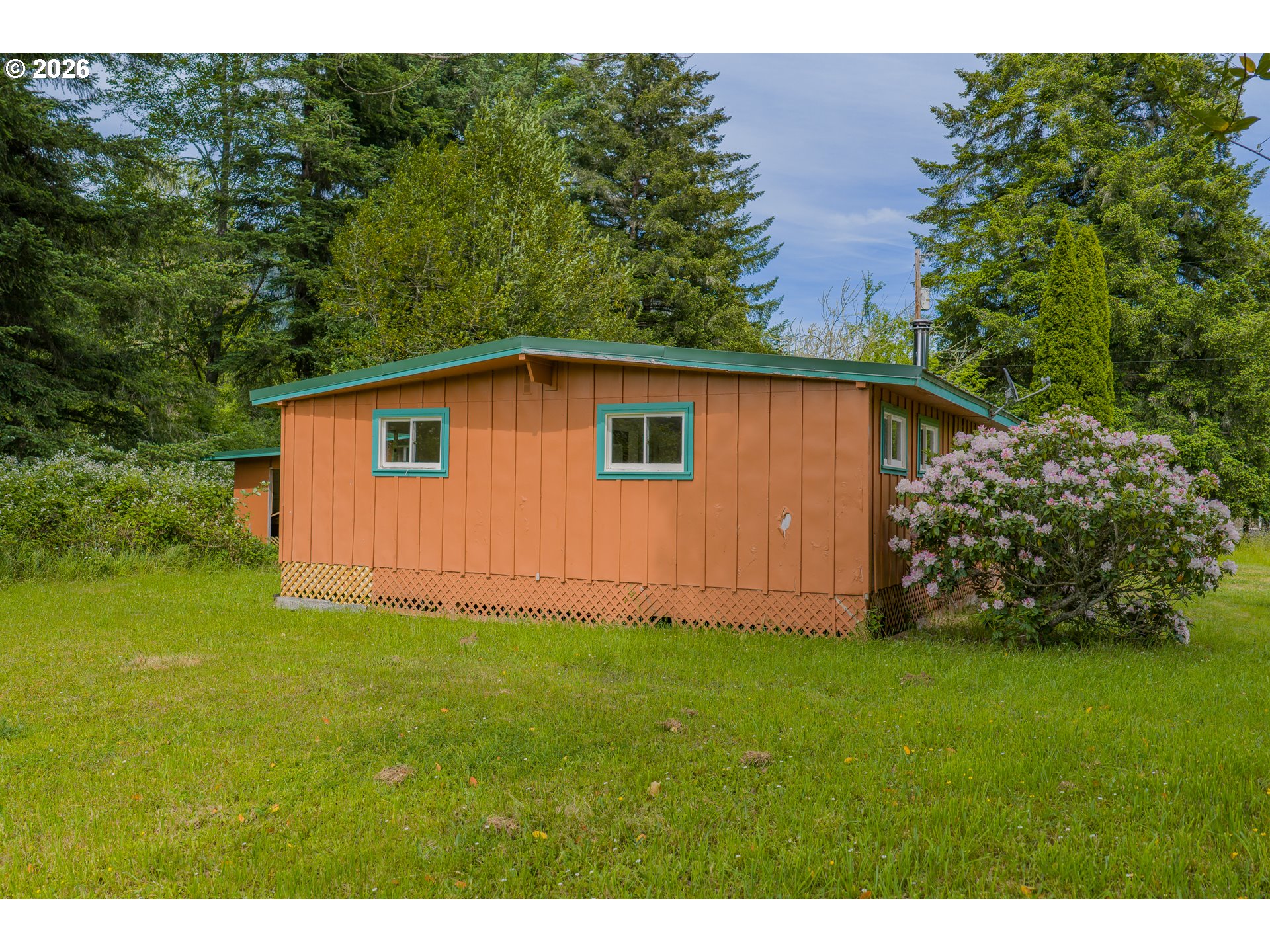 15181 Sitkum Lane Myrtle Point, OR 97458 - Photo 4 of 33