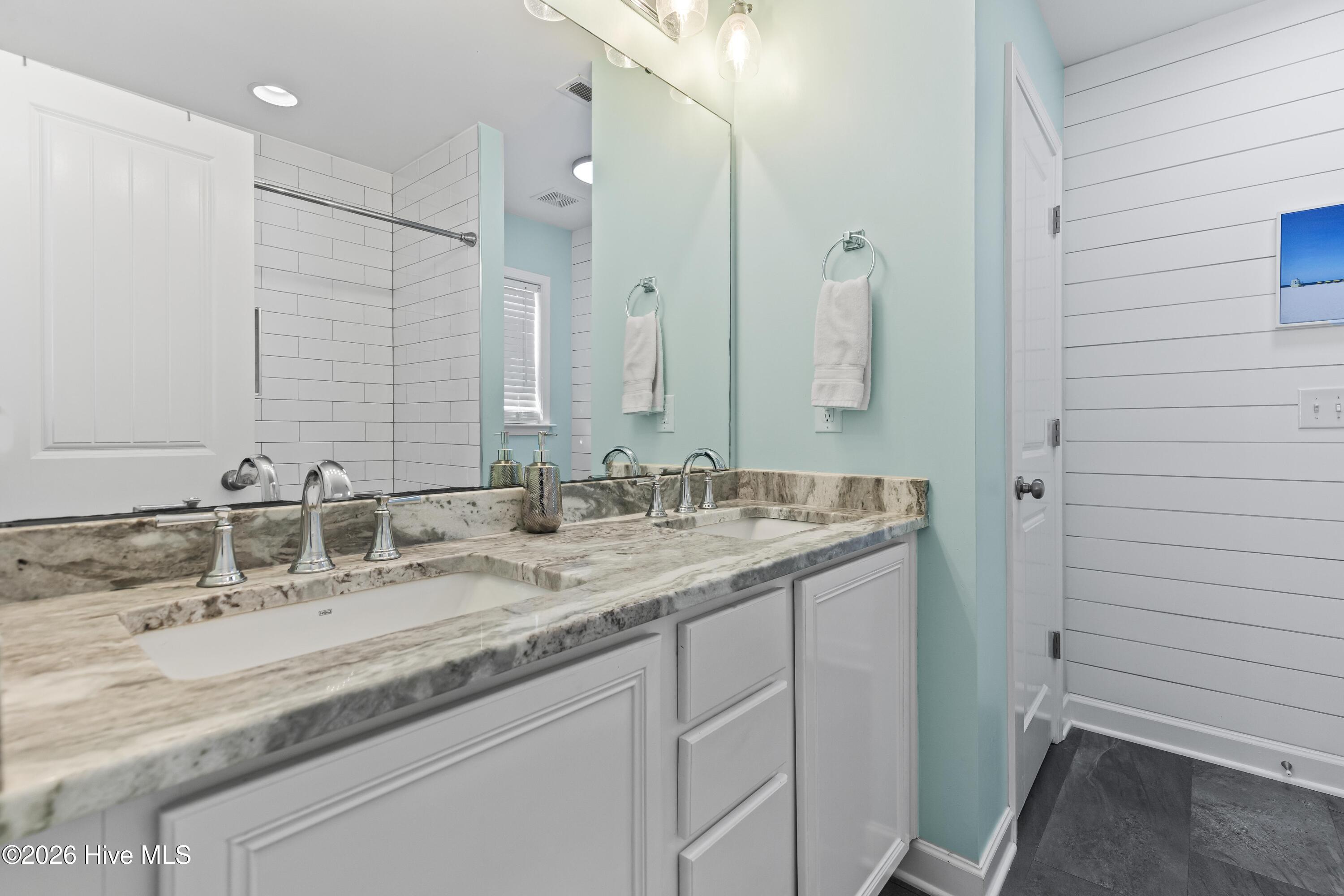 514 Old Folkstone Road Holly Ridge, NC 28445 - Photo 12 of 25 16