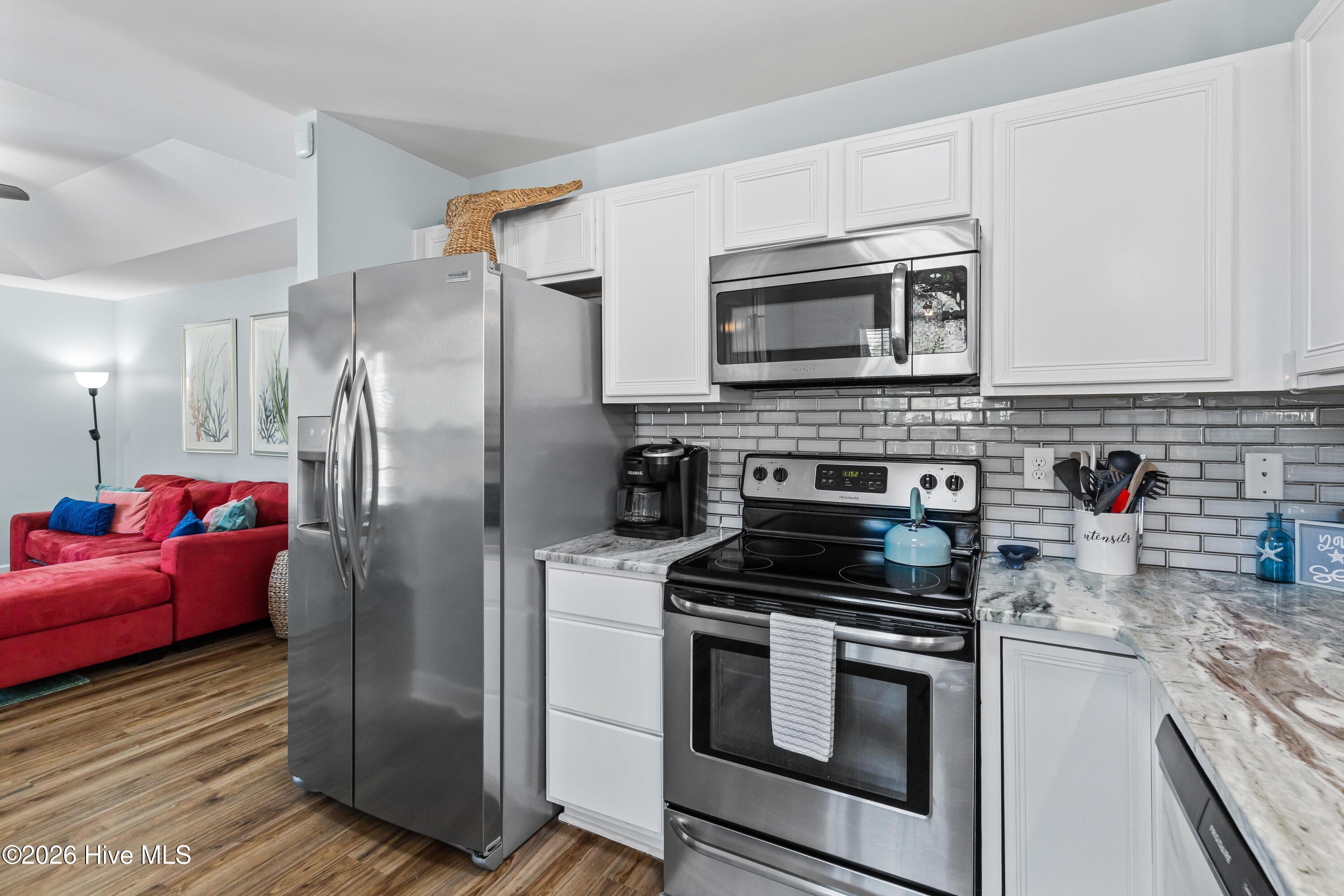 514 Old Folkstone Road Holly Ridge, NC 28445 - Photo 6 of 25 9