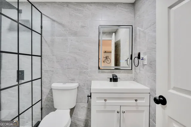 $925,000 | 261 Highway 85 Connector, Brooks, GA 30205