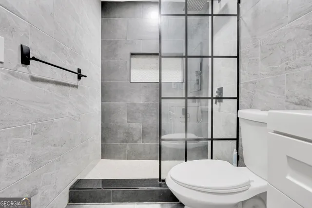 $925,000 | 261 Highway 85 Connector, Brooks, GA 30205