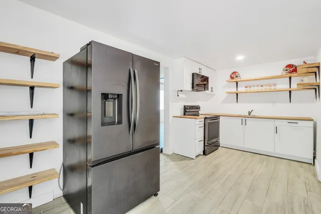 $925,000 | 261 Highway 85 Connector, Brooks, GA 30205