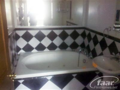 4585 North Lapeer Road Columbiaville, MI 48421 - Photo 5 of 8 20166025-4.JPG