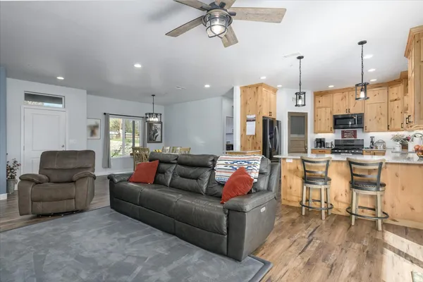 $1,199,999 | 4010 Lakeview Drive, Shingle Springs, CA 95682
