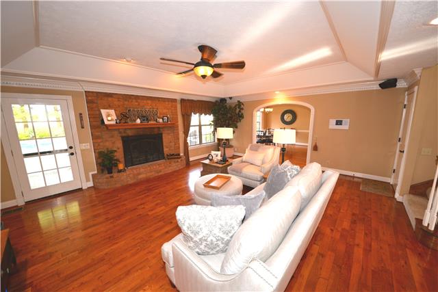 445 Double Log Cabin Road Lebanon, TN 37087 - Photo 4 of 19