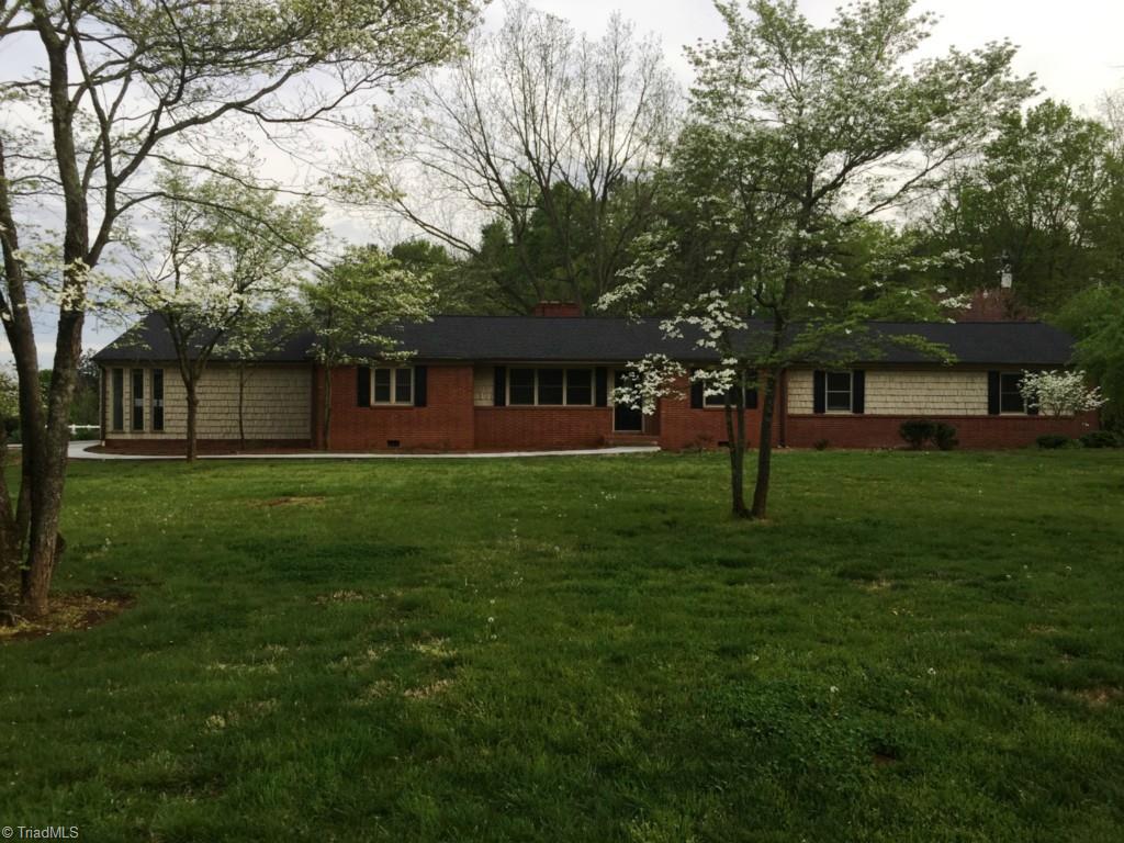 176 Mocks Church Road Advance, NC 27006 - Photo 3 of 19 Gallery Image 3