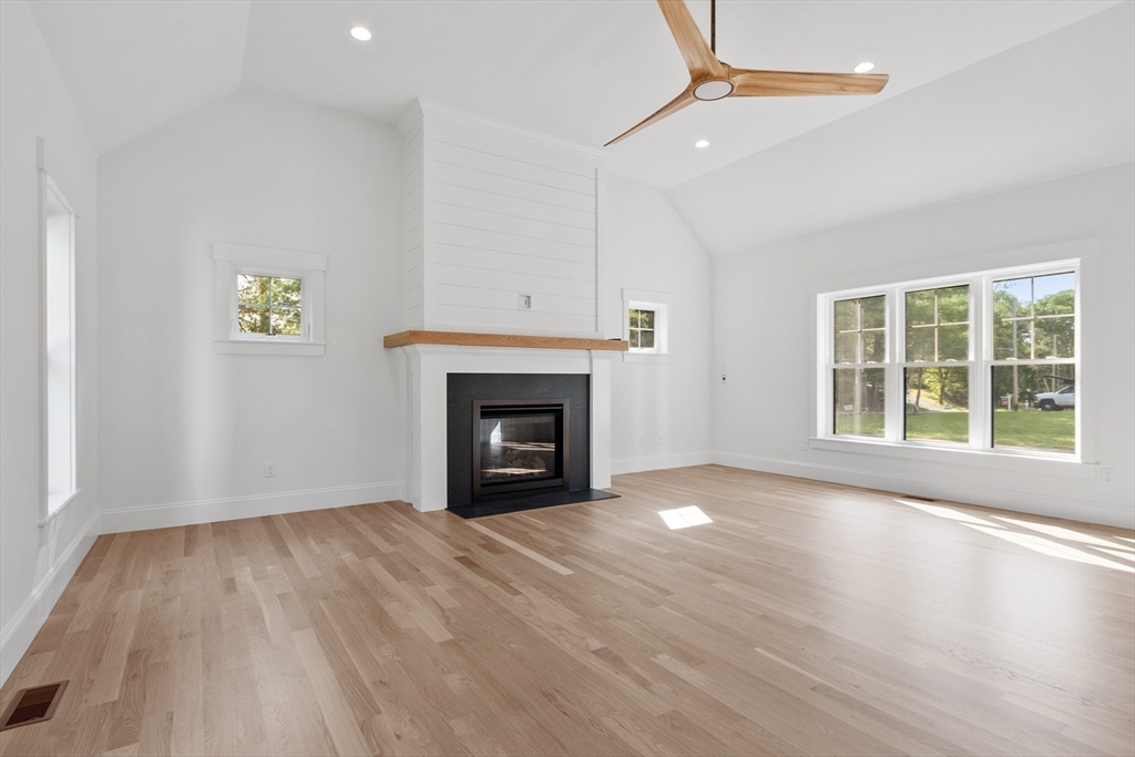2 Colburn Lane Littleton, MA 01460 - Photo 10 of 29