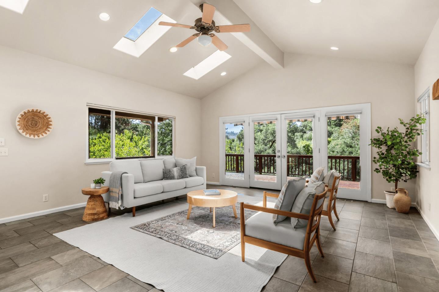304 Nelson Road Scotts Valley, CA 95066 - Photo 6 of 58 Gallery Image 6