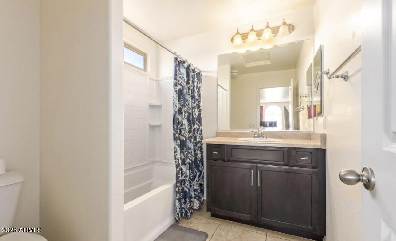 814 West Ardmore Road Phoenix, AZ 85041 - Photo 17 of 31 IMG_3807