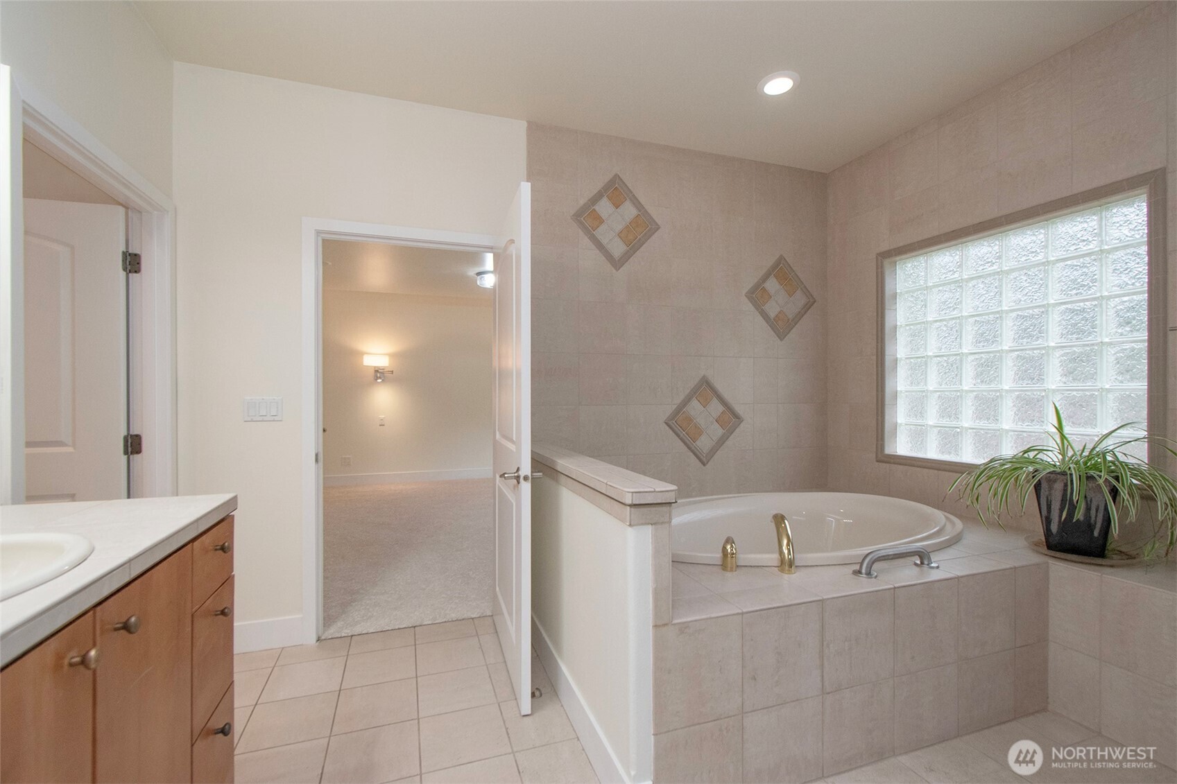 102 Sunset Place Sequim, WA 98382 - Photo 15 of 38