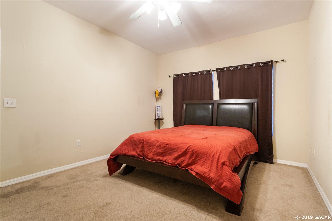 542 Northwest 39th Road, Unit 404 Gainesville, FL 32607 - Photo 16 of 20