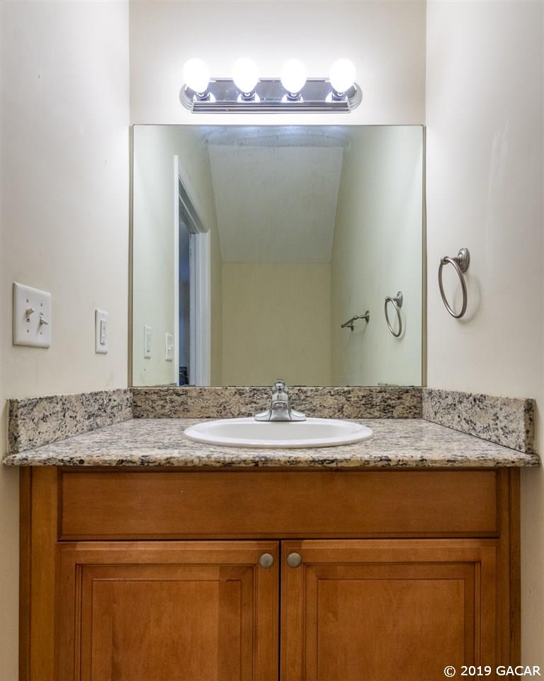 542 Northwest 39th Road, Unit 404 Gainesville, FL 32607 - Photo 8 of 20