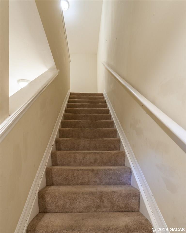 542 Northwest 39th Road, Unit 404 Gainesville, FL 32607 - Photo 10 of 20