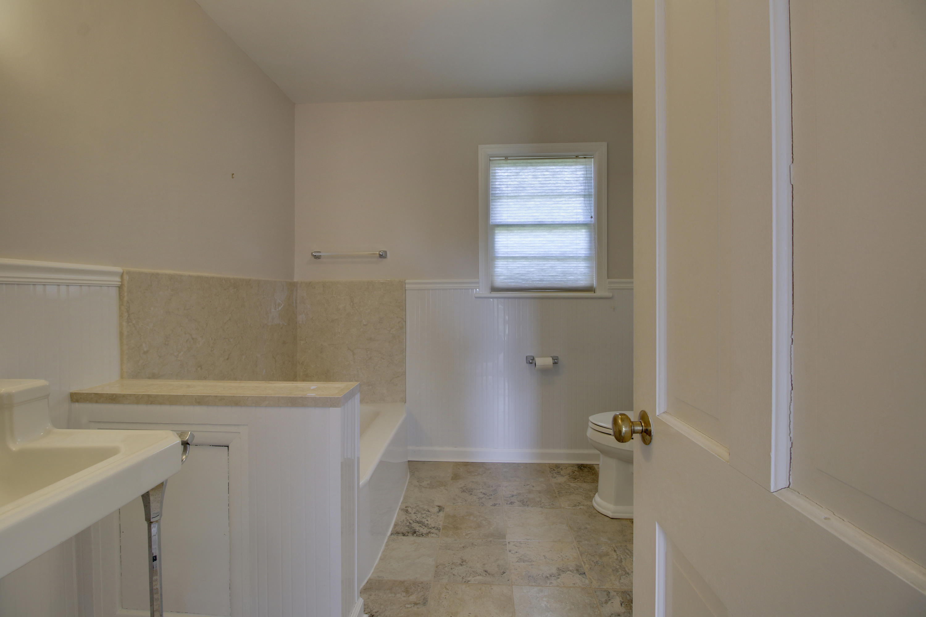 5129 Roselawn Road Roanoke, VA 24018 - Photo 16 of 33 _MG_8448_49_50