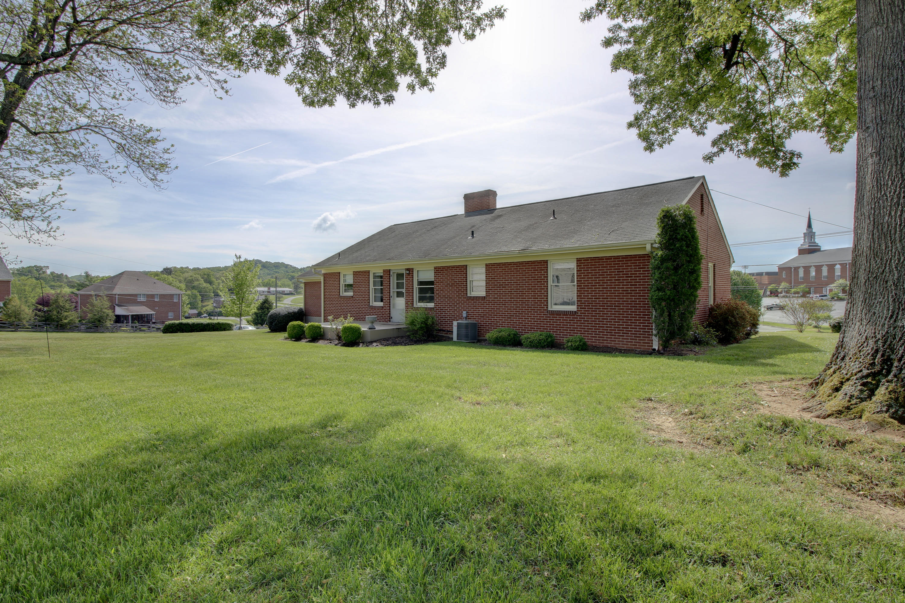 5129 Roselawn Road Roanoke, VA 24018 - Photo 27 of 33 _MG_8490_1_2