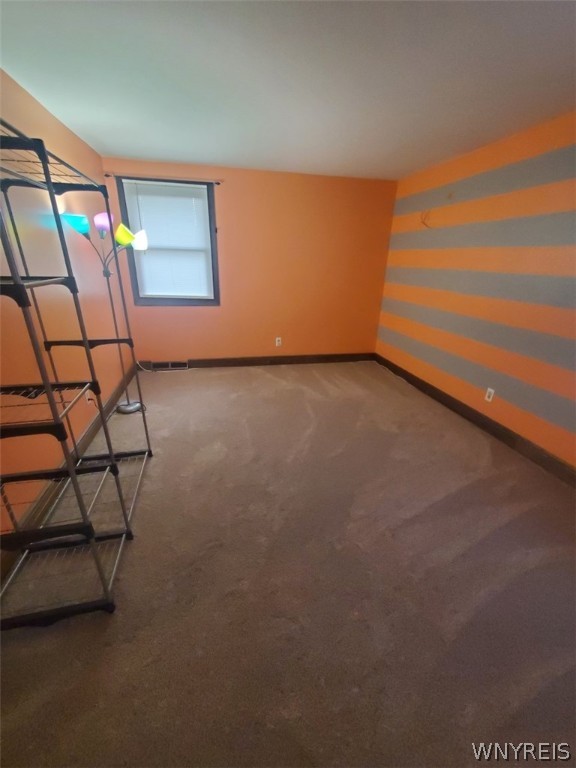 136 Rovner Place Hamburg, NY 14075 - Photo 28 of 45