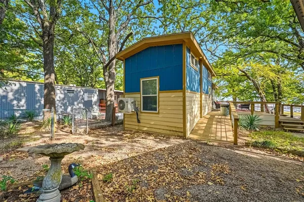 $180,000 | 402 North Shady Lane, Gordonville, TX 76245