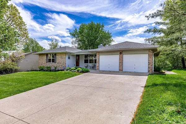 $359,900 | 1071 Hartford Circle, Lawrenceburg, IN 47025