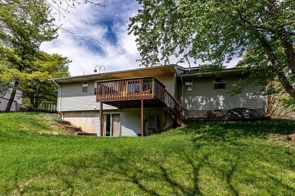 $359,900 | 1071 Hartford Circle, Lawrenceburg, IN 47025