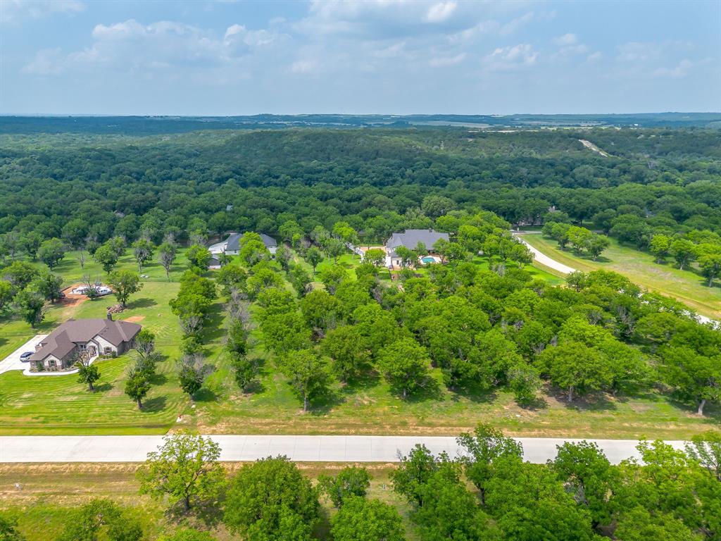 2184 West Landings Road North Granbury, TX 76049 - Photo 3 of 21