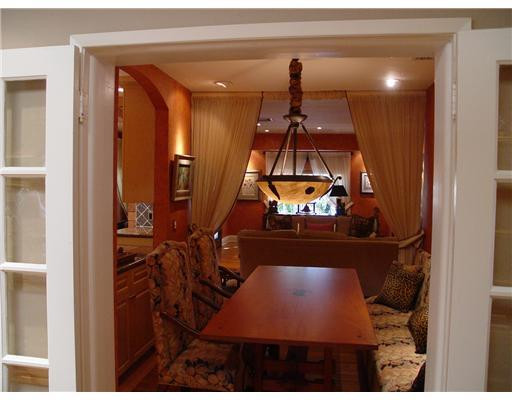 645 North Victoria Park Road Fort Lauderdale, FL 33304 - Photo 10 of 25 a room with furniture