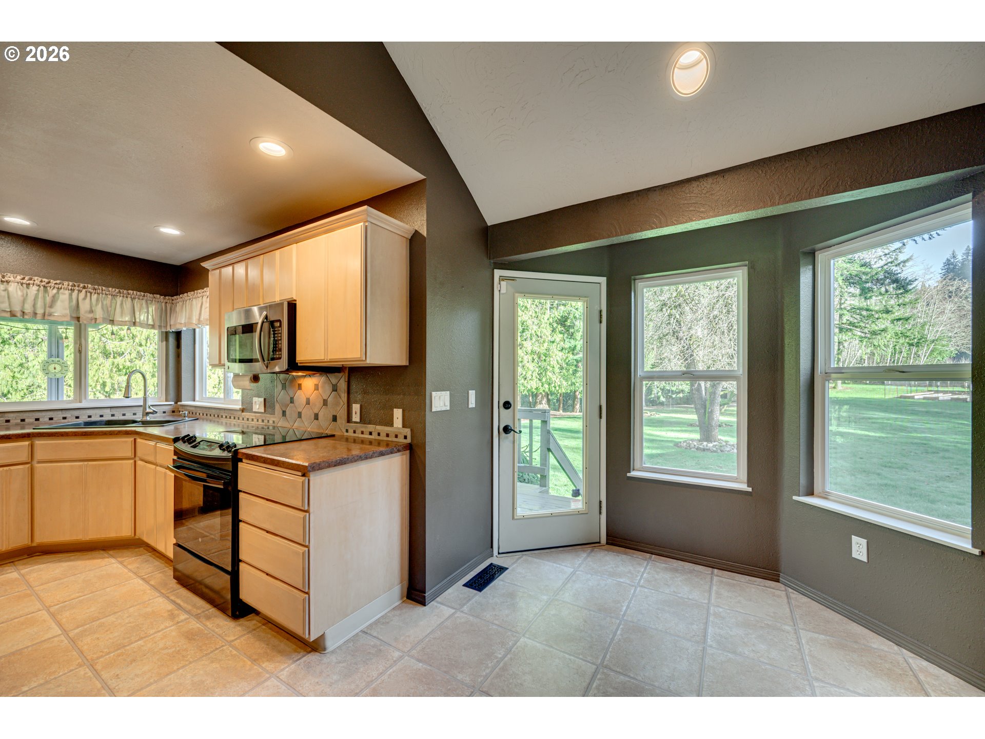 724 Ostrander Road Kelso, WA 98626 - Photo 14 of 44