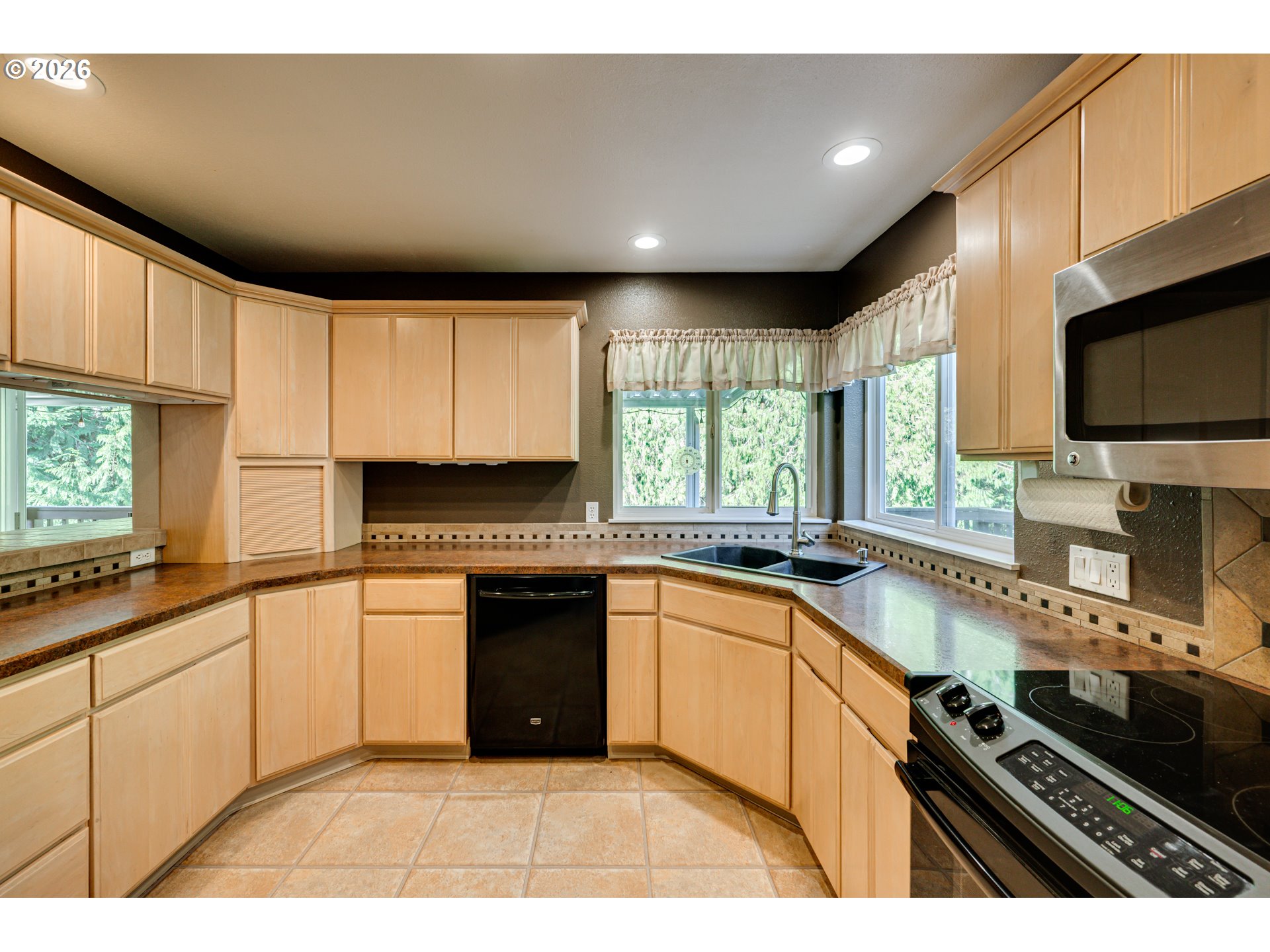 724 Ostrander Road Kelso, WA 98626 - Photo 10 of 44