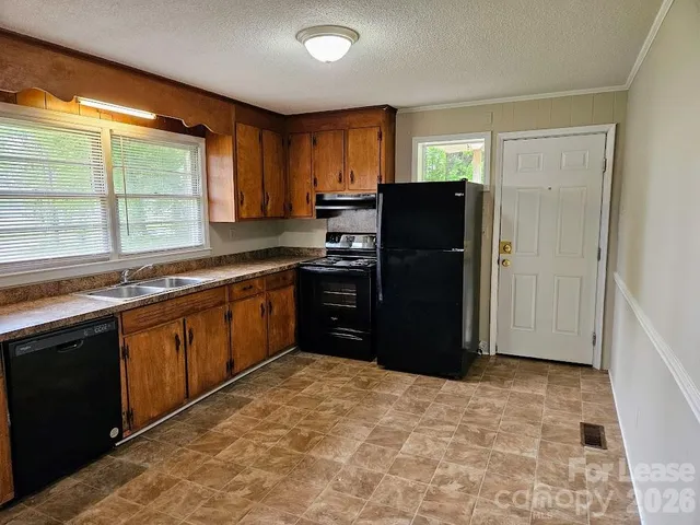 $1,100 | 1221 Auten Road, Charlotte, NC 28216