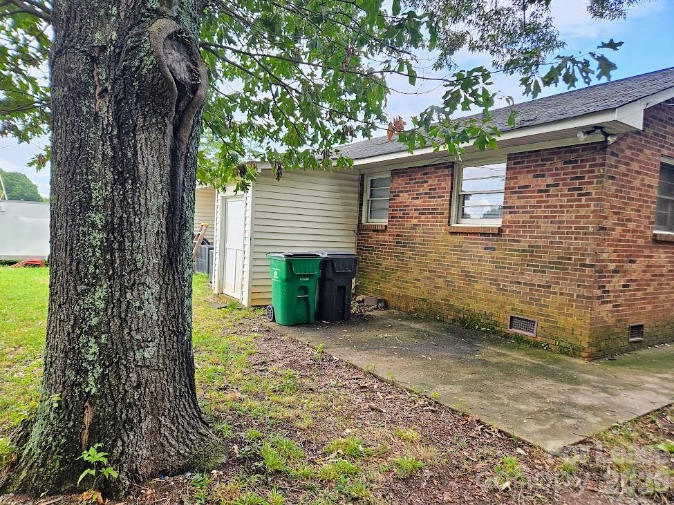 1221 Auten Road Charlotte, NC 28216 - Photo 9 of 9