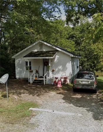 $124,900 | 355 Foster Street, Burlington, NC 27217