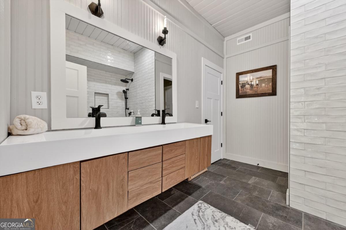 201 Highland Falls Road, Unit 1 Blue Ridge, GA 30513 - Photo 46 of 85