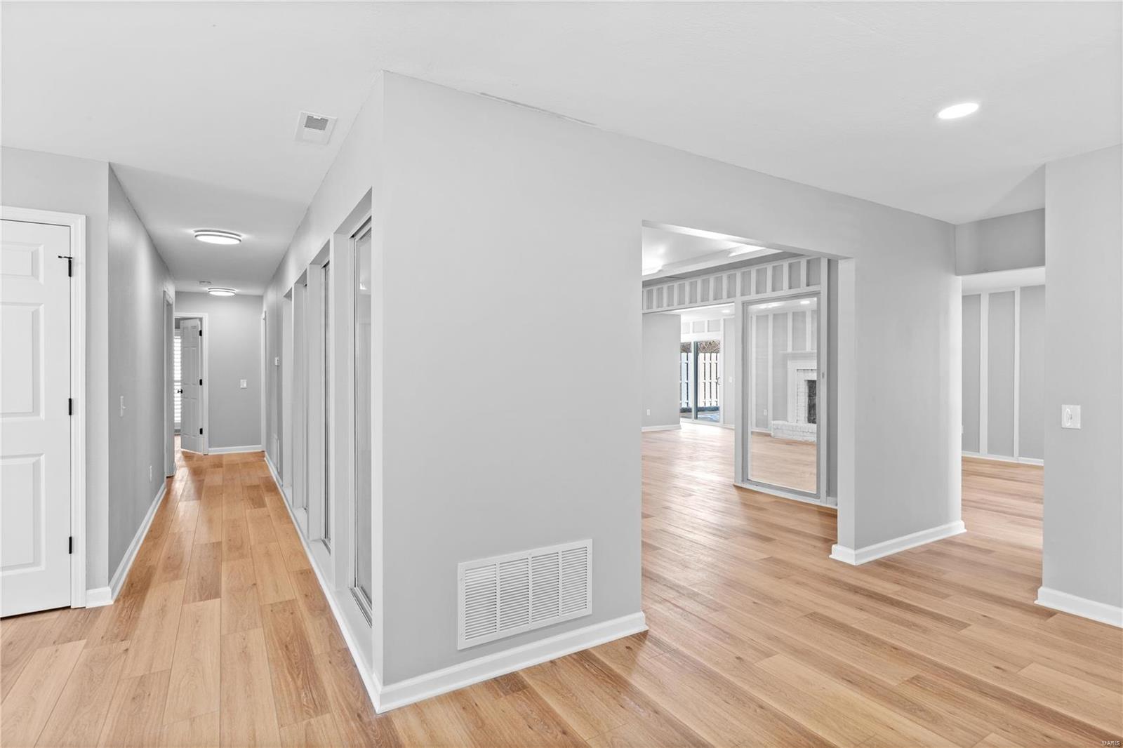 304 Holloway Road Ballwin, MO 63011 - Photo 21 of 27 Gallery Image 21