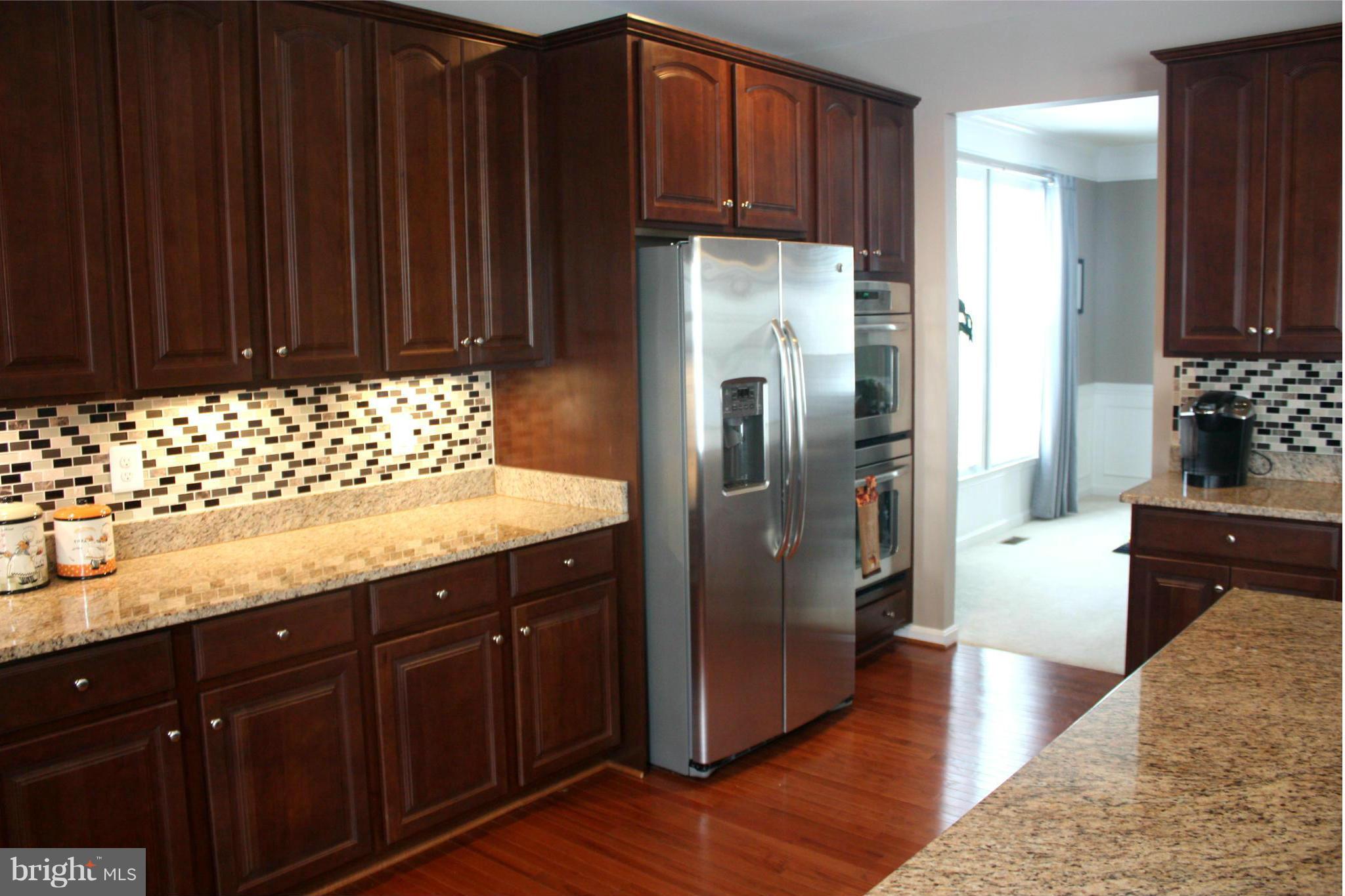 23364 Minerva Drive Ashburn, VA 20148 - Photo 12 of 30 Kitchen