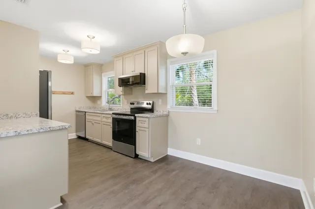 $225,000 | 3627 South Lakewood Drive, Tallahassee, FL 32305