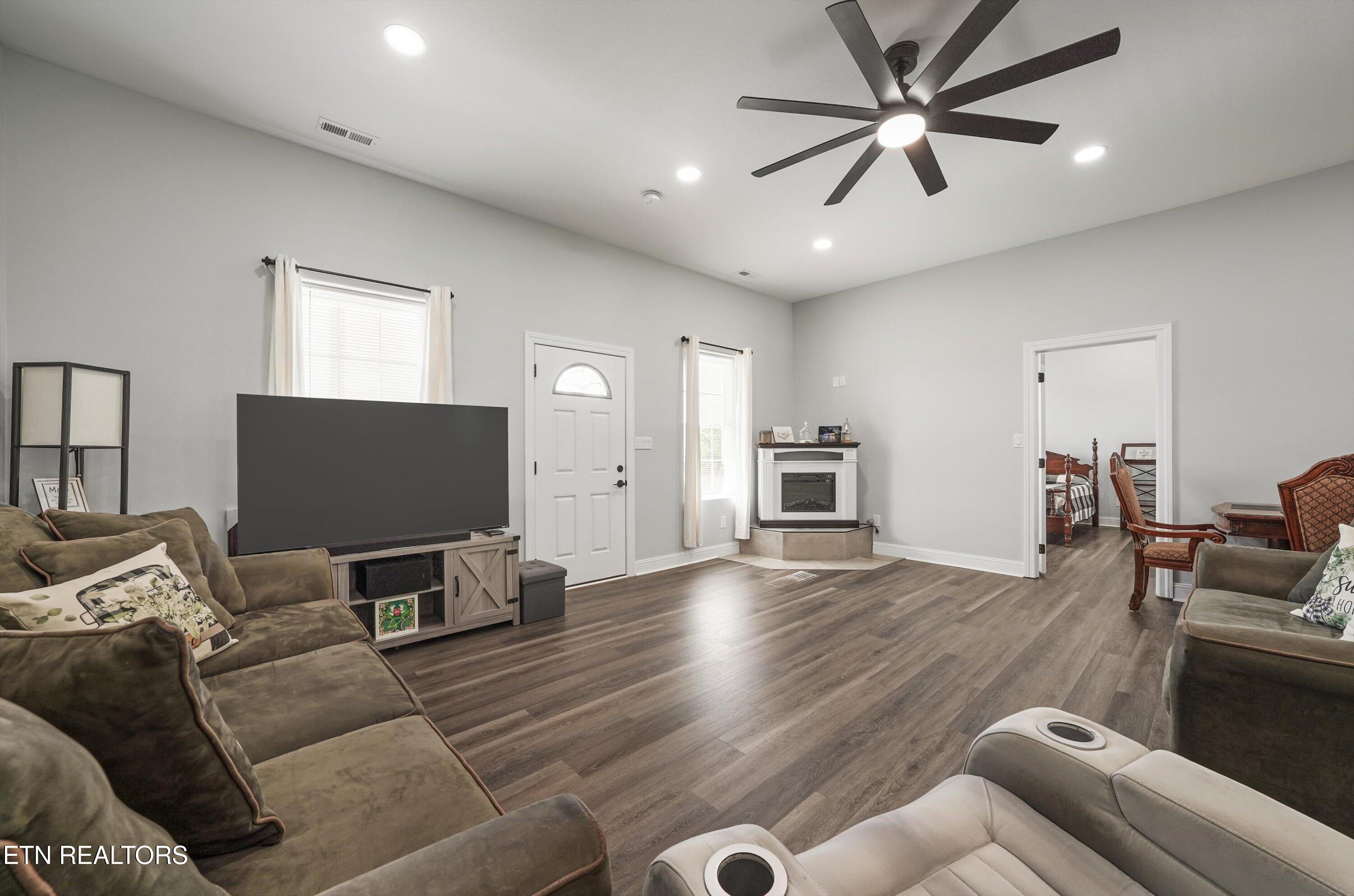 161 Mason Hill Road Madisonville, TN 37354 - Photo 8 of 44 09-161 Mason Hill Rd10